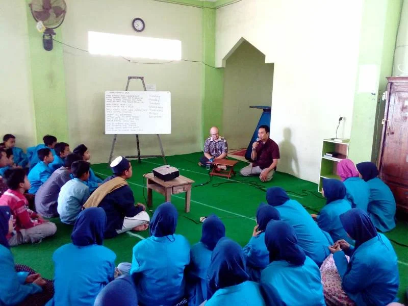 Datangkan Pelatih Guru dari Jerman, Program Unggulan Kelas ICP Mendongkrak Pamor Sekolah Ini