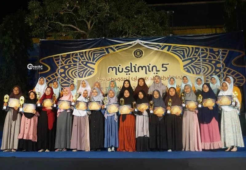 Cara SMPM 12 Paciran Lahirkan Dai Muda Kuasai Tiga Bahasa