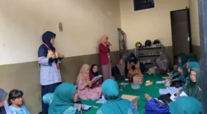 Mahasiswa Kebidanan Ajari Deteksi Kanker Payudara, Begini Caranya