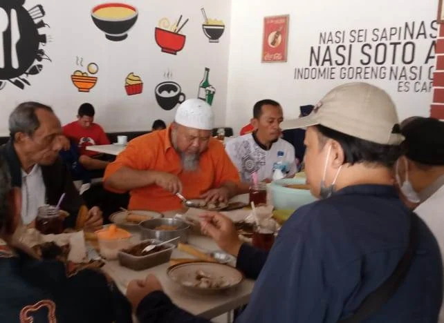 Safari Dakwah ke NTT, Dijamu Sarapan dengan Lepet Kalesong