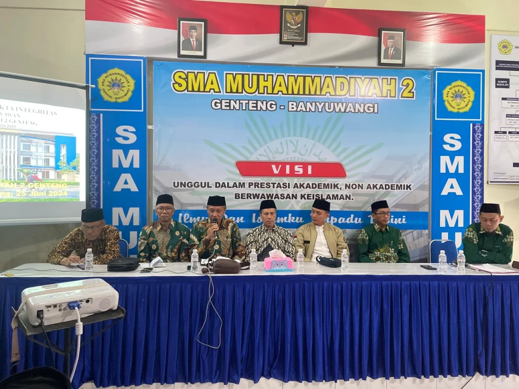 Penandatanganan Pakta Integritas Guru dan Karyawan SMA Muha