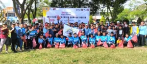 Santri MBS Tanggul Dukung Aksi Bersih-Bersih Sampah Dunia
