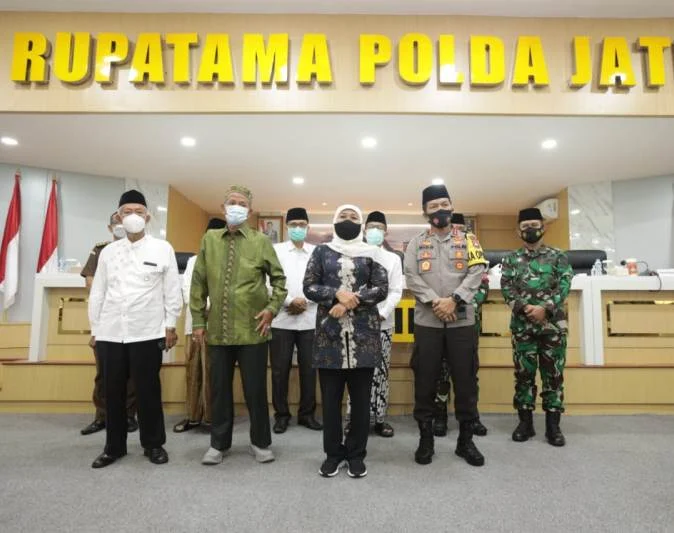 Gerakan Santri Bermasker Dicanangkan Gubernur Jatim