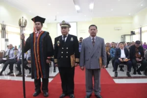 Sekretaris Muhammadiyah Gresik Raih Gelar Doktor