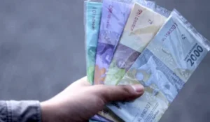 Menukar Uang Lama dengan yang Baru untuk Lebaran, Hukumnya Riba?