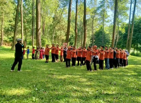 Perkuat Kebersamaan Guru MIM 16 Karangasem Gelar Outbound