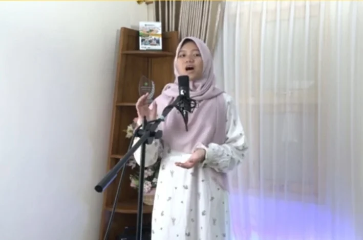 Pelajar Muallimaat Muhammadiyah Yogyakarta Juara 1 Vokal Nasional