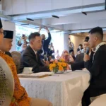 Pemred PWMU.CO Menikahkan Putranya