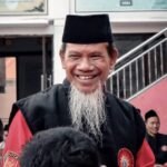 Semiotika Cahaya yang Tak Pernah Padam: Puisi dari Makassar untuk Pendekar Besar Tapak Suci Ahmad Kasuwi Thorif