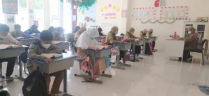 Isi Ramadhan, SD Mugeb Adakan One Class One Juz