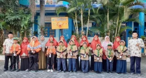 SD Muwri Beri Penghargaan Pejuang Terbaik Ramadhan