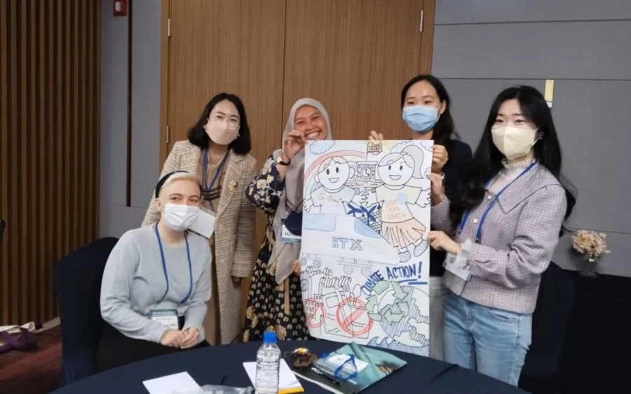 Kepala Smadiga Gresik Konferensi Internasional di Sejong Korea Selatan