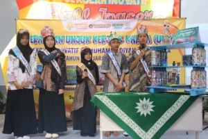 Ecobookcase Warnai Pameran UKK Sekolah Inovatif Jagir