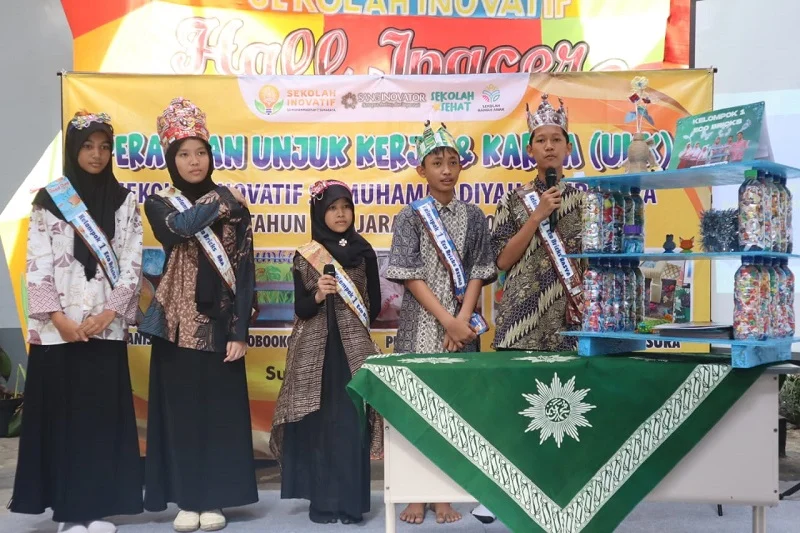 Ecobookcase Warnai Pameran UKK Sekolah Inovatif Jagir