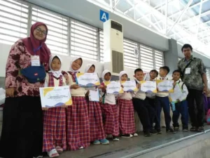 Tradisi Juara SD Almadany: Mewarnai, Sains, dan Matematika