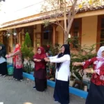 Asyik, Senam Pagi dengan Gerakan Kreasi Siswa Sendiri