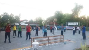 Di Masjid Ini Ukhuwah Juga Digalang Lewat Senam Pagi