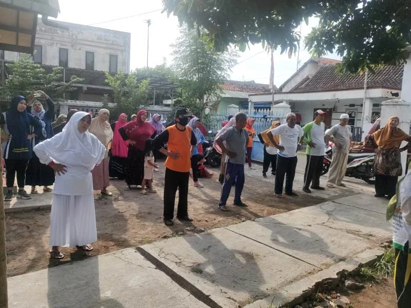 Senior Care Aisyiyah Bergembira dengan Senam Tepuk-Tepuk