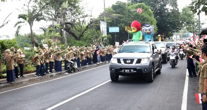 Kirab Api Porprov Jatim, Ada si Jura yang Semangat Pantang Menyerah
