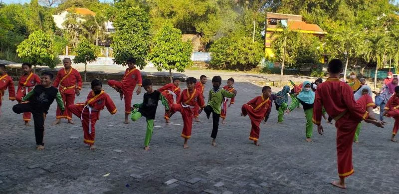 Ekskul Tapak Suci SD Muri Dimulai dengan Jurus Ini