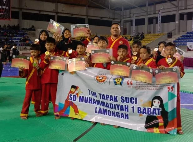 Pesilat Sekolah Ini Raih 12 Medali di Paku Bumi Open