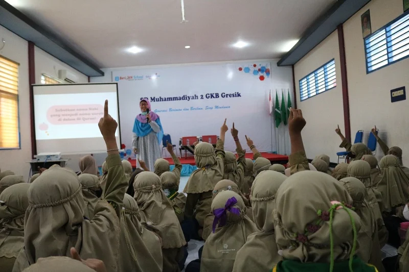 Siswa Berlian School Mengikuti Bedah Buku 114 Al-Quran Stories