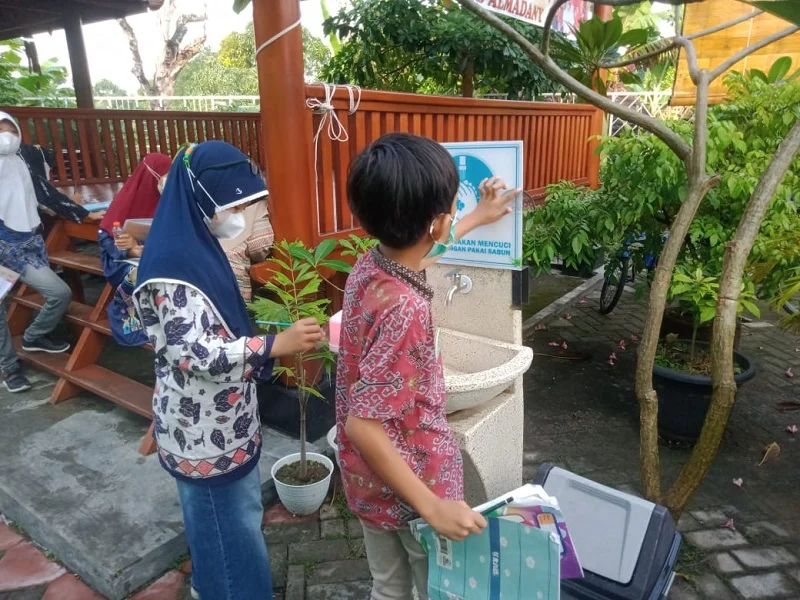 Siswa SD Almadany Ikuti Pembelajaran Outdoor Mengenal Sudut