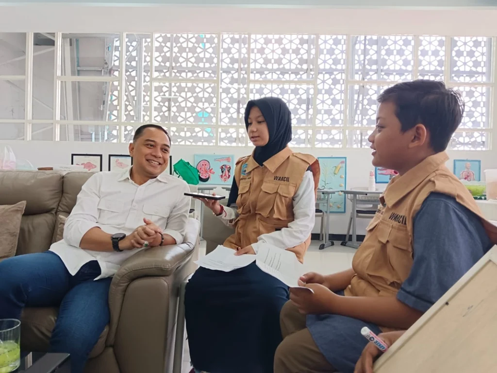 Warcil SD Mudipat Wawancarai Wali Kota Surabaya, Ini yang Dibahas