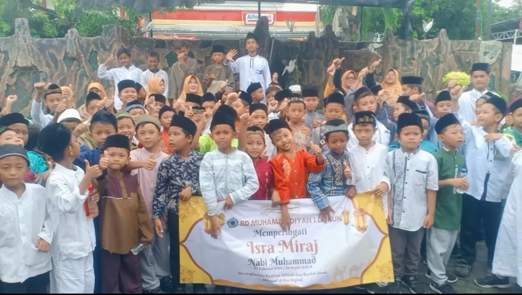 SD Mutu Dukun Peringati Isra Mikraj dengan Tadabbur Alam