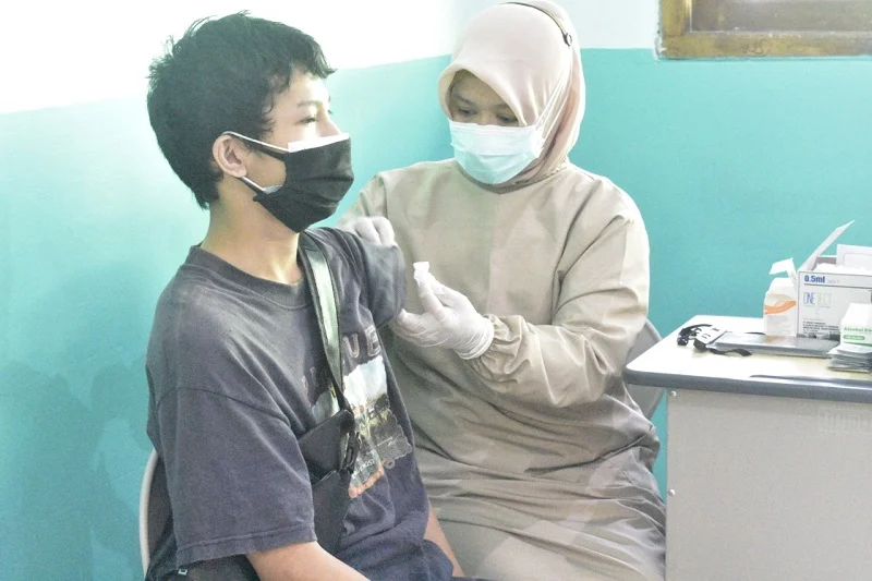 Siswa Smamiv Ikuti Vaksinasi, Persiapan Pembelajaran Tatap Muka