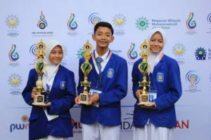 Di Balik Sukses SMAM 8 Gresik Boyong 3 Piala ME Awards 2022