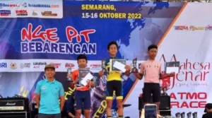 Siswa SMP Muda Surabaya Juara Kejurnas Balap Sepeda
