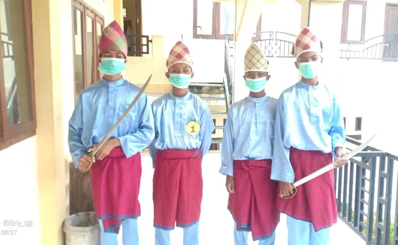 Perjuangan Siswa SMP Mutiara Bawean Lahirkan Juara