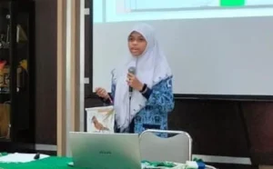 Siswa Spemutu Gresik Olah Sampah Jadi Hiasan Dinding