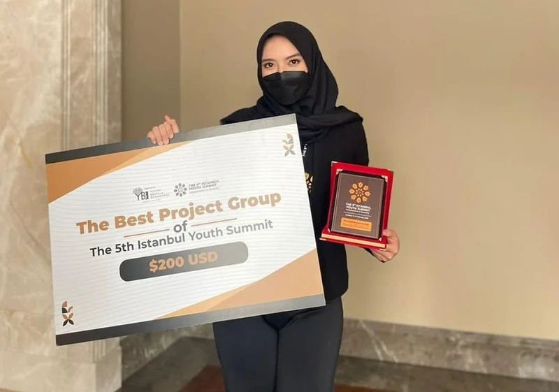 Yora, Siswa Smamio Raih The Best di Ajang The 5th Istanbul Youth Summit 2022
