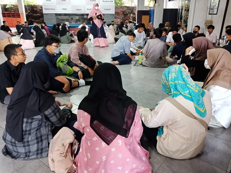 Materi Tahfidh Kini Ada di Quran Day Spemdalas