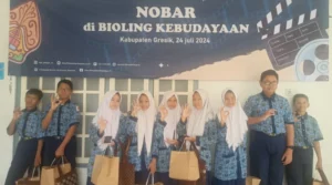Siswa Spemutu Gresik Nobar Bioling Kebudayaan