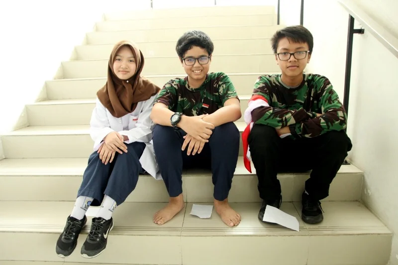 Penampilannya Familier tapi Saat Berbicara Baru Tahu Mereka Siswa Asing