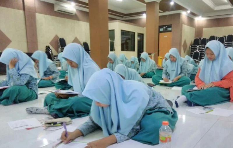 SMAMDA Sidoarjo Fasilitasi Siswanya untuk Kuliah Gratis ke Malaysia