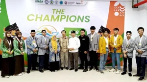 Raih Emas di Olympicad, Siswa Smamda Surabaya Ditawari Jadi Narsum di UMB