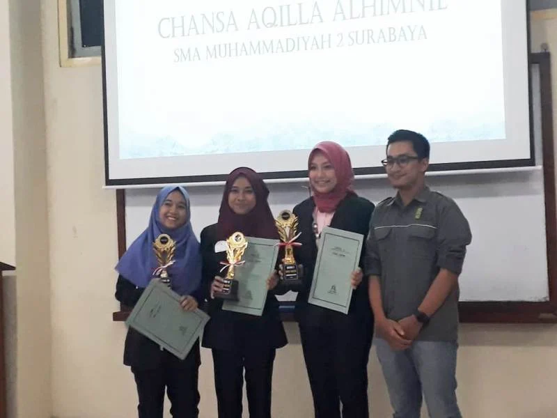 Tiga Siswa Ini Memborong Juara News Caster di UGM