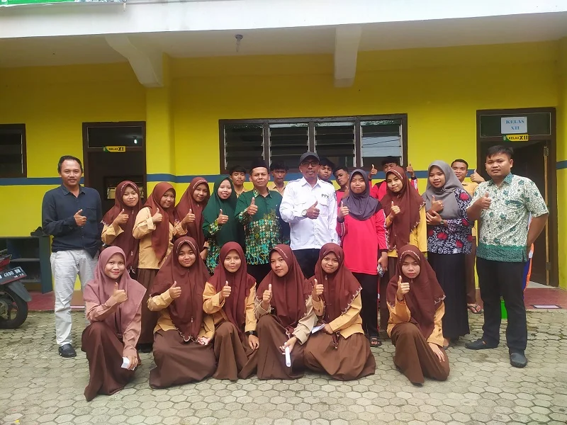 Belajar Pemilu, Smamda Sangkapura Bawean Undang PPK