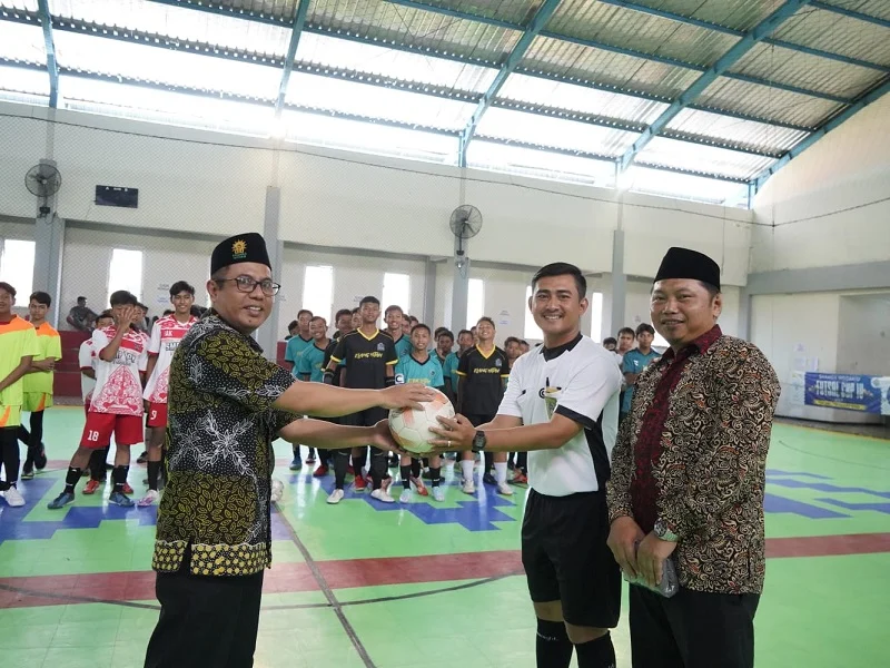 Smamda Buka Turnamen Futsal, Ini Pesan Kepala Sekolah