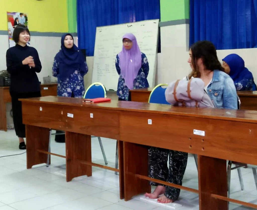 Selamat Pagi, Nama Saya Yoko, Sapa Guru dari Jepang Itu