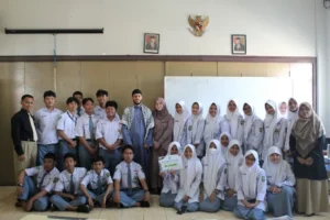 Warga Palestina Serahkan Dana Bantuan ke Lazismu