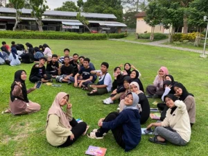 Ke Kampung Inggris, Siswa Smamga Belajar Dua Bahasa
