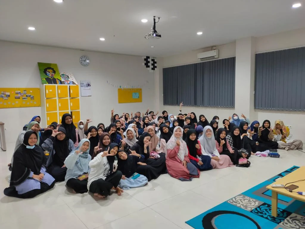 Midnight Motivation Smamio: Hidup seperti Menumpang Bus