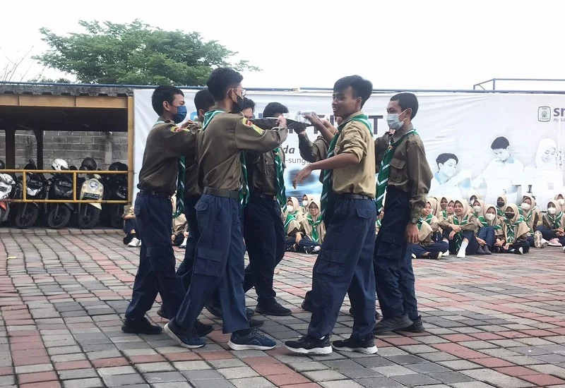 Fun Outbound Smamio Melatih Kerja Sama Siswa