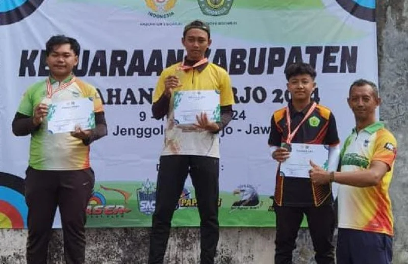 Siswa Smamita Juara III Kejurkab Panahan Sidoarjo