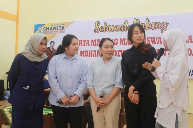 Tiga Mahasiswi Thailand Magang di Smamita, Inilah Profilnya